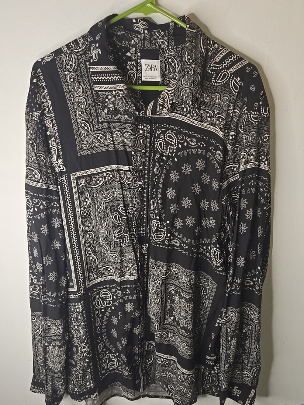 ZARA Men’s Black & White Bandana Print Shirt